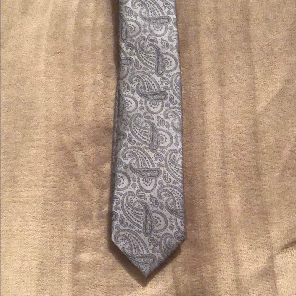 J. Ferrar tie